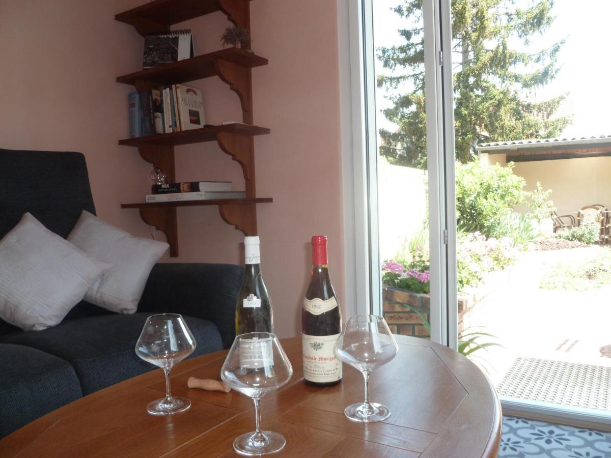 L'Escale Dijonnaise Villa Екстериор снимка